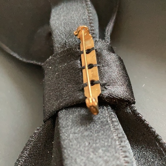 CHANEL Vintage Brooch/Pin Made in France - Picture 11 of 16